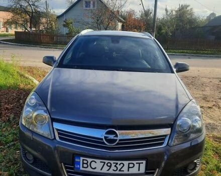 Опель Астра 2009 в Львове на Automoto.ua Серый Опель Астра, объемом двигателя 1.9 л и пробегом 291 тыс. км за 5400 $, фото 3 на Automoto.ua