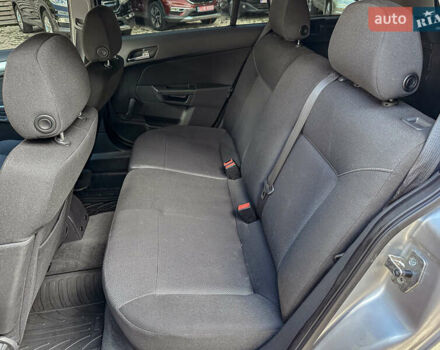 Серый Опель Астра, объемом двигателя 1.6 л и пробегом 210 тыс. км за 5500 $, фото 83 на Automoto.ua