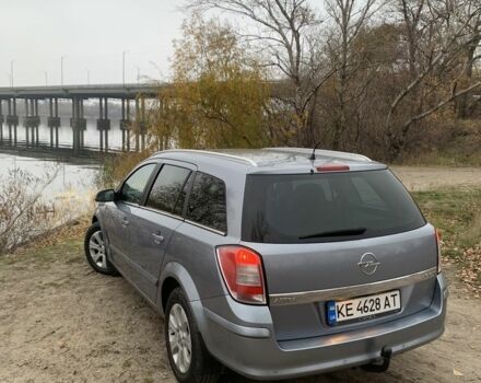 Серый Опель Астра, объемом двигателя 1.9 л и пробегом 297 тыс. км за 5800 $, фото 7 на Automoto.ua