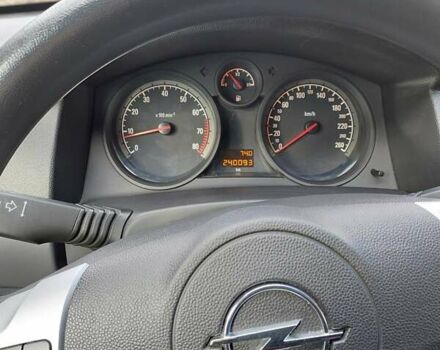 Сірий Опель Астра, об'ємом двигуна 1.6 л та пробігом 240 тис. км за 5500 $, фото 21 на Automoto.ua