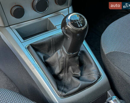 Серый Опель Астра, объемом двигателя 1.6 л и пробегом 210 тыс. км за 5500 $, фото 67 на Automoto.ua