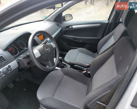 Серый Опель Астра, объемом двигателя 1.6 л и пробегом 206 тыс. км за 5850 $, фото 25 на Automoto.ua