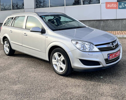 Серый Опель Астра, объемом двигателя 1.6 л и пробегом 230 тыс. км за 5950 $, фото 6 на Automoto.ua