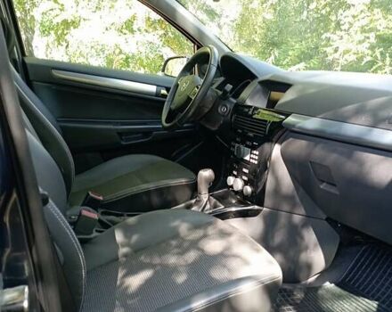 Серый Опель Астра, объемом двигателя 1.6 л и пробегом 221 тыс. км за 5300 $, фото 20 на Automoto.ua