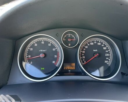 Серый Опель Астра, объемом двигателя 1.6 л и пробегом 228 тыс. км за 5500 $, фото 19 на Automoto.ua