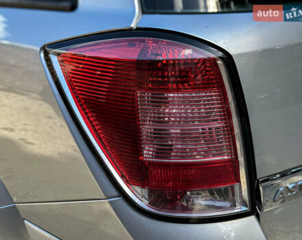 Серый Опель Астра, объемом двигателя 1.6 л и пробегом 210 тыс. км за 5500 $, фото 48 на Automoto.ua