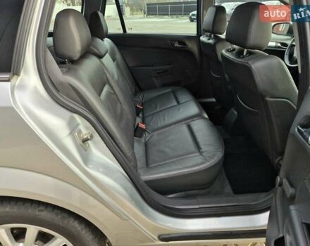 Серый Опель Астра, объемом двигателя 1.6 л и пробегом 253 тыс. км за 5650 $, фото 58 на Automoto.ua