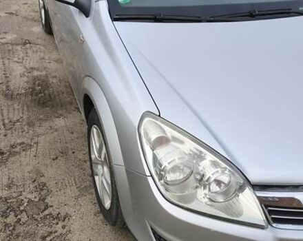 Серый Опель Астра, объемом двигателя 1.91 л и пробегом 270 тыс. км за 6900 $, фото 5 на Automoto.ua