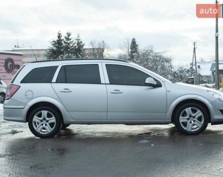 Сірий Опель Астра, об'ємом двигуна 1.7 л та пробігом 220 тис. км за 5600 $, фото 4 на Automoto.ua