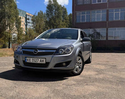 Серый Опель Астра, объемом двигателя 1.6 л и пробегом 217 тыс. км за 6000 $, фото 2 на Automoto.ua