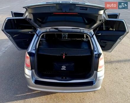 Серый Опель Астра, объемом двигателя 1.6 л и пробегом 200 тыс. км за 6150 $, фото 17 на Automoto.ua