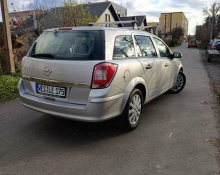 Серый Опель Астра, объемом двигателя 1.6 л и пробегом 207 тыс. км за 5800 $, фото 3 на Automoto.ua