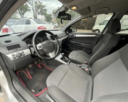 Серый Опель Астра, объемом двигателя 1.7 л и пробегом 254 тыс. км за 5900 $, фото 8 на Automoto.ua