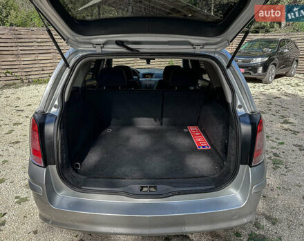 Серый Опель Астра, объемом двигателя 1.6 л и пробегом 210 тыс. км за 5500 $, фото 95 на Automoto.ua