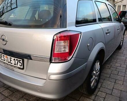 Серый Опель Астра, объемом двигателя 1.6 л и пробегом 207 тыс. км за 5800 $, фото 12 на Automoto.ua