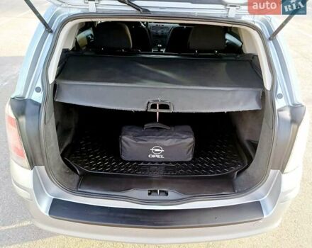 Серый Опель Астра, объемом двигателя 1.6 л и пробегом 200 тыс. км за 6150 $, фото 19 на Automoto.ua