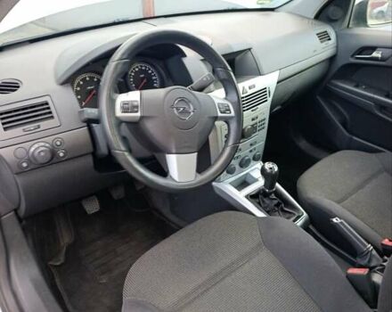 Серый Опель Астра, объемом двигателя 1.6 л и пробегом 207 тыс. км за 5800 $, фото 57 на Automoto.ua