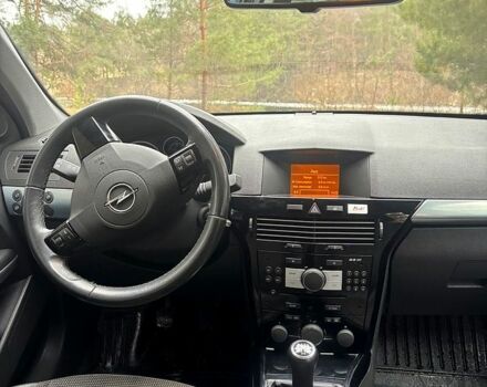 Серый Опель Астра, объемом двигателя 1.6 л и пробегом 200 тыс. км за 6400 $, фото 8 на Automoto.ua