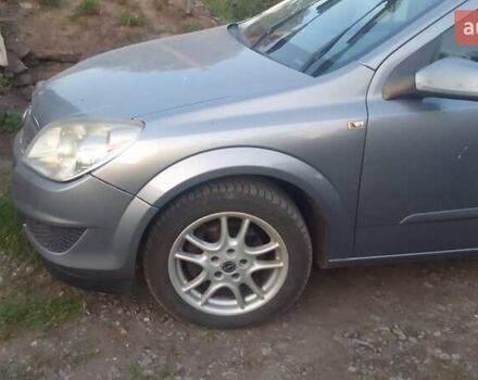 Опель Астра 2009 в Тернополе на Automoto.ua Серый Опель Астра, объемом двигателя 1.8 л и пробегом 208 тыс. км за 5500 $, фото 5 на Automoto.ua