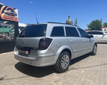 Серый Опель Астра, объемом двигателя 1.7 л и пробегом 254 тыс. км за 5900 $, фото 5 на Automoto.ua