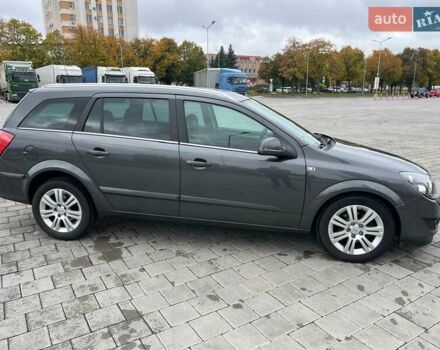 Опель Астра 2009 в Черкассах на Automoto.ua Серый Опель Астра, объемом двигателя 1.6 л и пробегом 259 тыс. км за 6600 $, фото 10 на Automoto.ua