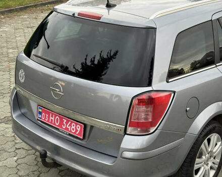 Опель Астра 2009 в Дубно на Automoto.ua Серый Опель Астра, объемом двигателя 1.9 л и пробегом 227 тыс. км за 6500 $, фото 10 на Automoto.ua