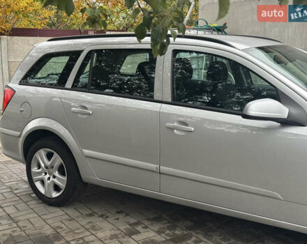 Серый Опель Астра, объемом двигателя 1.6 л и пробегом 237 тыс. км за 6300 $, фото 6 на Automoto.ua