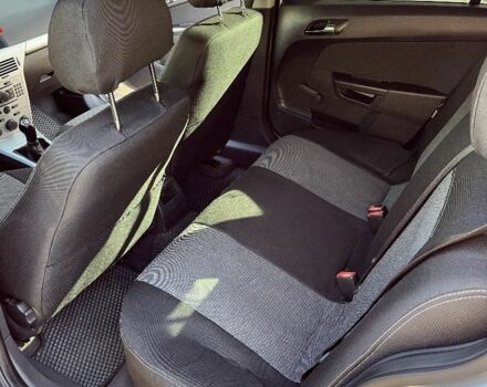 Серый Опель Астра, объемом двигателя 1.6 л и пробегом 243 тыс. км за 4700 $, фото 4 на Automoto.ua