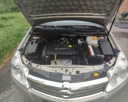 Серый Опель Астра, объемом двигателя 1.6 л и пробегом 199 тыс. км за 5650 $, фото 39 на Automoto.ua