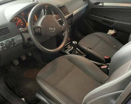 Серый Опель Астра, объемом двигателя 1.6 л и пробегом 221 тыс. км за 5300 $, фото 4 на Automoto.ua
