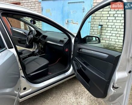 Сірий Опель Астра, об'ємом двигуна 1.7 л та пробігом 304 тис. км за 5800 $, фото 32 на Automoto.ua