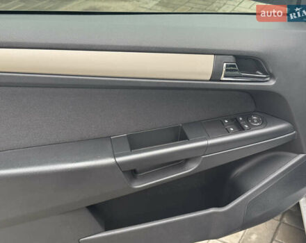 Серый Опель Астра, объемом двигателя 1.6 л и пробегом 237 тыс. км за 6300 $, фото 8 на Automoto.ua