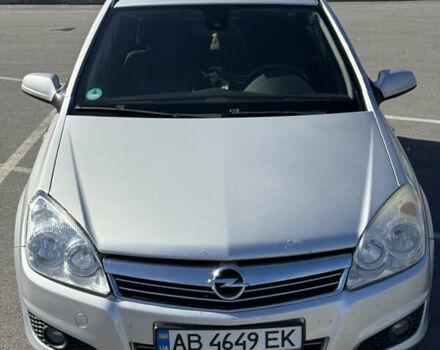 Серый Опель Астра, объемом двигателя 1.7 л и пробегом 272 тыс. км за 6300 $, фото 4 на Automoto.ua