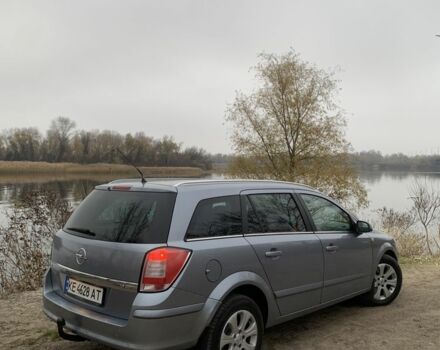 Серый Опель Астра, объемом двигателя 1.9 л и пробегом 297 тыс. км за 5800 $, фото 8 на Automoto.ua