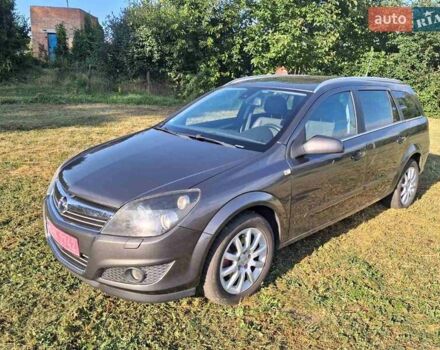 Серый Опель Астра, объемом двигателя 1.6 л и пробегом 236 тыс. км за 6300 $, фото 19 на Automoto.ua