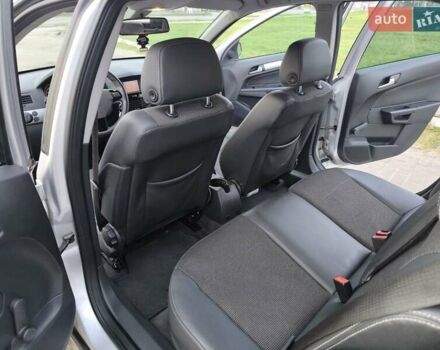 Серый Опель Астра, объемом двигателя 1.6 л и пробегом 229 тыс. км за 6000 $, фото 19 на Automoto.ua