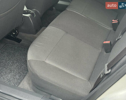 Серый Опель Астра, объемом двигателя 1.6 л и пробегом 237 тыс. км за 6300 $, фото 9 на Automoto.ua