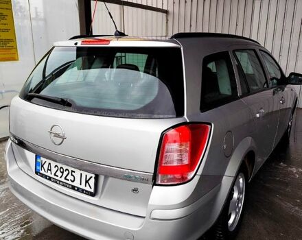 Серый Опель Астра, объемом двигателя 1.7 л и пробегом 200 тыс. км за 6000 $, фото 10 на Automoto.ua