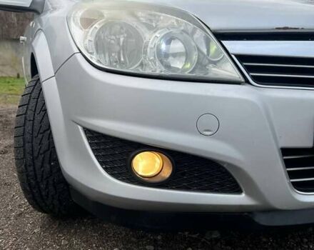 Серый Опель Астра, объемом двигателя 1.7 л и пробегом 197 тыс. км за 4900 $, фото 6 на Automoto.ua