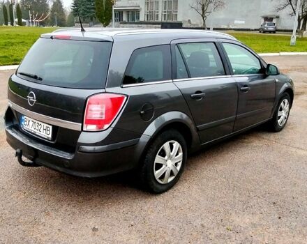 Серый Опель Астра, объемом двигателя 1.8 л и пробегом 222 тыс. км за 3950 $, фото 4 на Automoto.ua