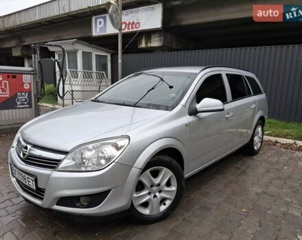 Серый Опель Астра, объемом двигателя 1.6 л и пробегом 290 тыс. км за 5450 $, фото 8 на Automoto.ua