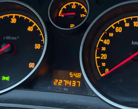 Опель Астра 2009 в Дубно на Automoto.ua Серый Опель Астра, объемом двигателя 1.9 л и пробегом 227 тыс. км за 6500 $, фото 27 на Automoto.ua