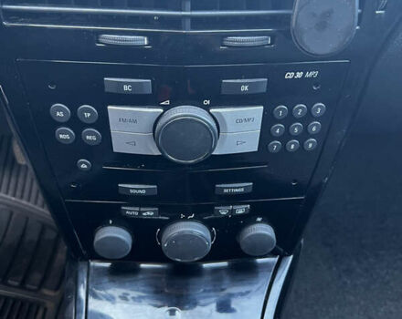 Серый Опель Астра, объемом двигателя 1.6 л и пробегом 276 тыс. км за 5500 $, фото 18 на Automoto.ua