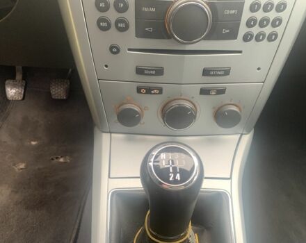 Серый Опель Астра, объемом двигателя 1.6 л и пробегом 188 тыс. км за 4900 $, фото 4 на Automoto.ua