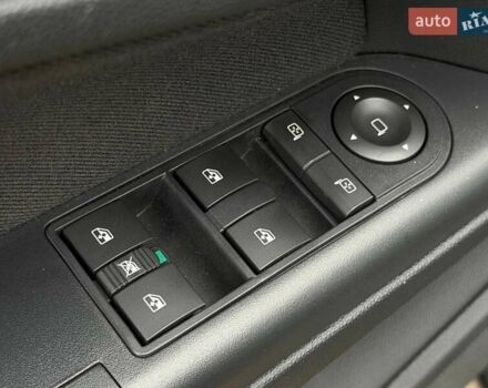 Серый Опель Астра, объемом двигателя 1.6 л и пробегом 218 тыс. км за 5900 $, фото 32 на Automoto.ua