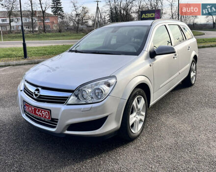 Серый Опель Астра, объемом двигателя 1.6 л и пробегом 230 тыс. км за 5950 $, фото 3 на Automoto.ua