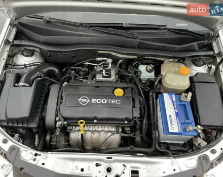 Сірий Опель Астра, об'ємом двигуна 1.6 л та пробігом 206 тис. км за 5600 $, фото 52 на Automoto.ua