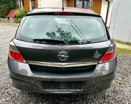 Серый Опель Астра, объемом двигателя 1.6 л и пробегом 240 тыс. км за 2100 $, фото 3 на Automoto.ua