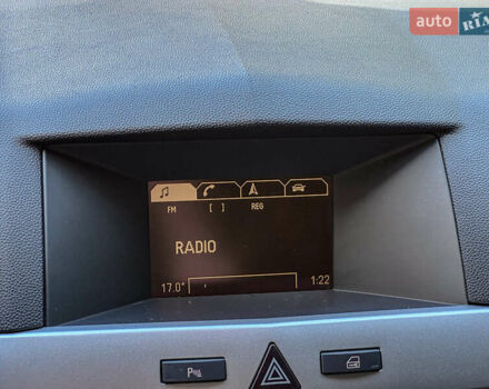 Серый Опель Астра, объемом двигателя 1.6 л и пробегом 210 тыс. км за 5500 $, фото 69 на Automoto.ua