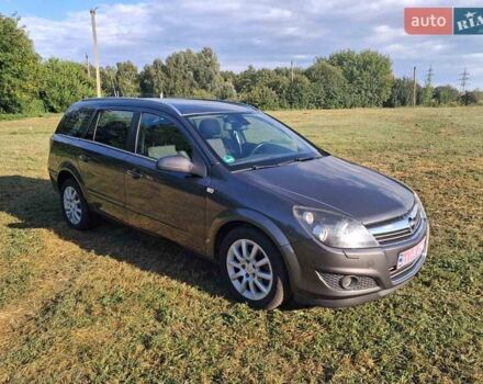 Серый Опель Астра, объемом двигателя 1.6 л и пробегом 236 тыс. км за 6300 $, фото 14 на Automoto.ua